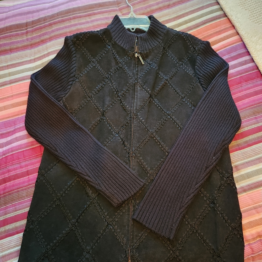 Robert Louis, size M, black suede sweater/jacket